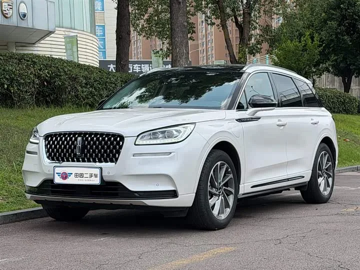 Lincoln Corsair Hybrid 2022 из Китая — купить под ключ