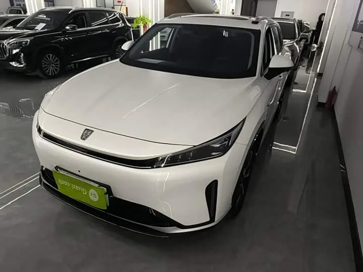 Roewe D5X DMH 2025 из Китая — купить под ключ