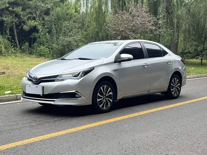 Toyota Corolla Hybrid 2022 из Китая — купить под ключ