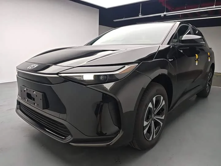 Toyota bZ4X Platinum 2026 из Китая — купить под ключ