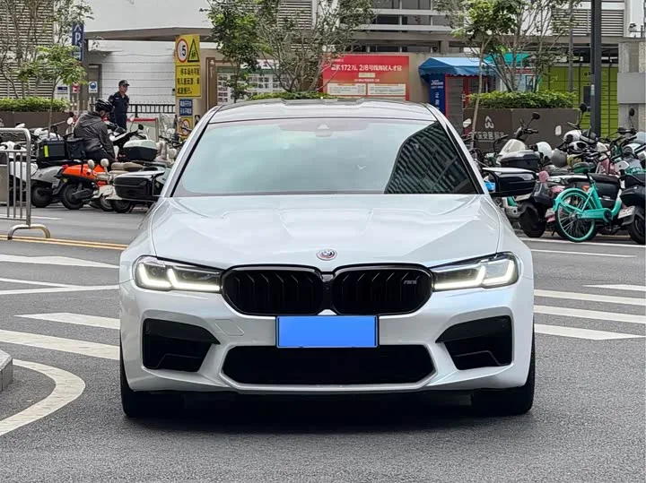 BMW M5 2023 из Китая — купить под ключ