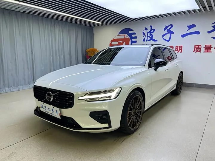 Volvo V60 2022 из Китая — купить под ключ