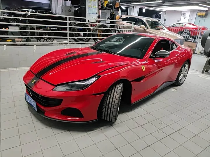 Ferrari Portofino 2023 из Китая — купить под ключ