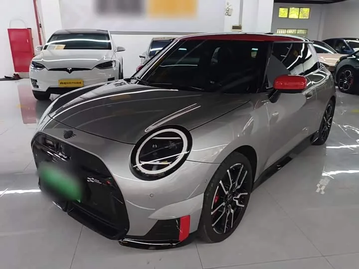 Mini Cooper JCW 2025 из Китая — купить под ключ