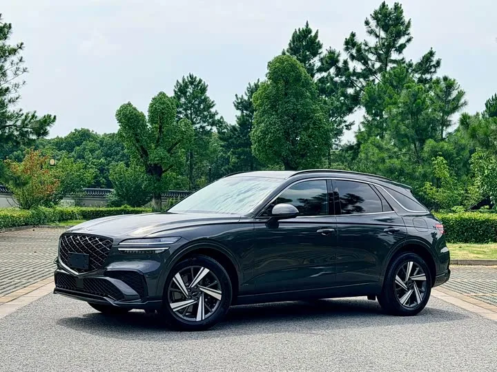 Genesis GV70 2025 из Китая — купить под ключ