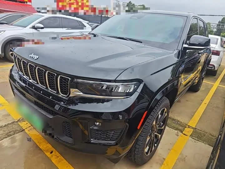 Jeep Grand Cherokee Hybrid 2026 из Китая — купить под ключ