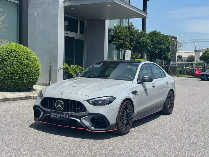 Mercedes-Benz C-Class AMG Hybrid 2025 из Китая — купить под ключ