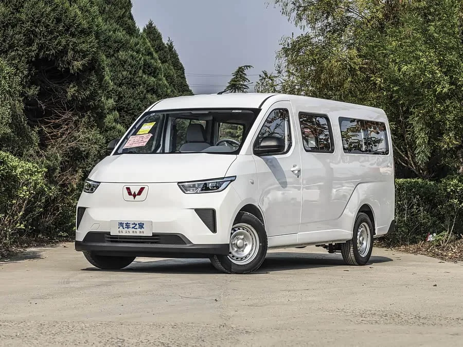 Wuling Yangguang 2026 из Китая — купить под ключ