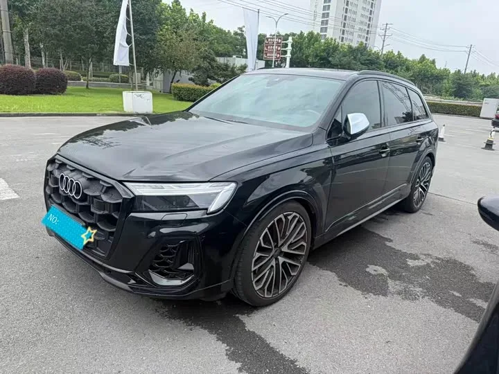 Audi SQ7 2025 из Китая — купить под ключ
