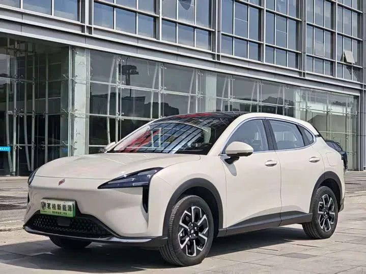 Baojun E6 2026 из Китая — купить под ключ