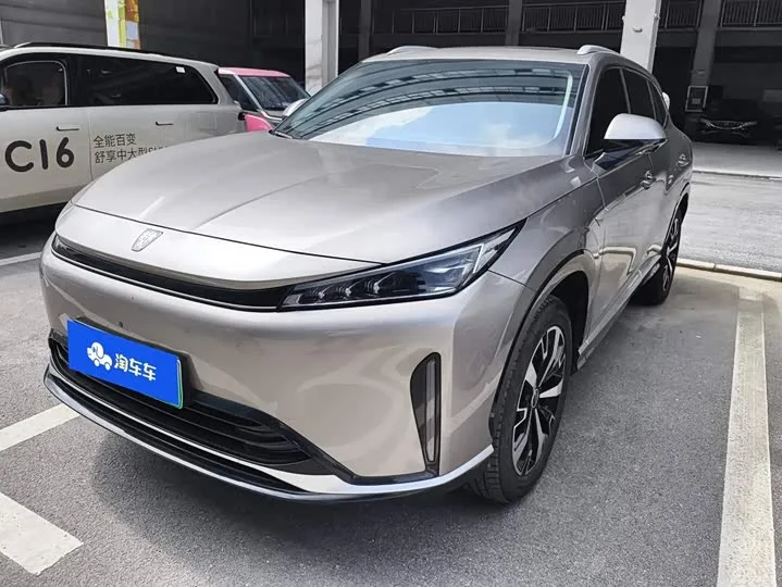 Roewe D5X DMH 2025 из Китая — купить под ключ
