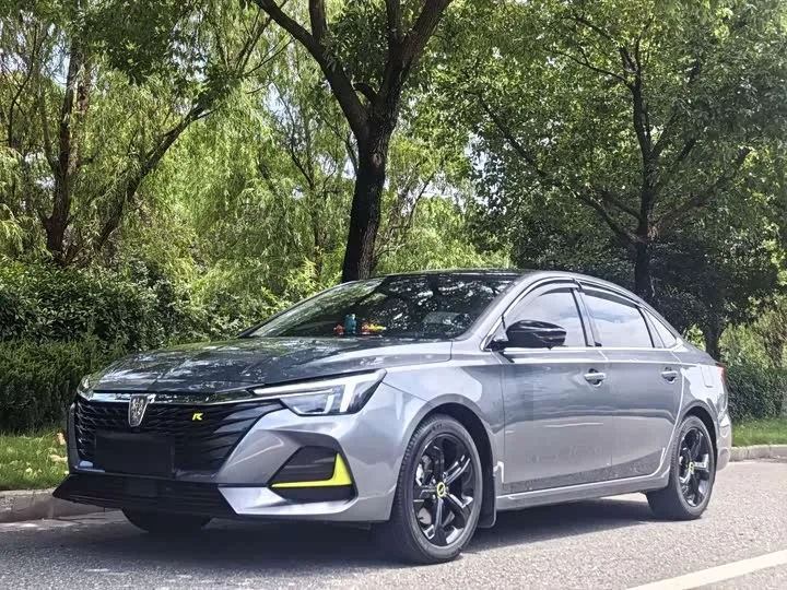 Roewe i6 Max 2022 из Китая — купить под ключ