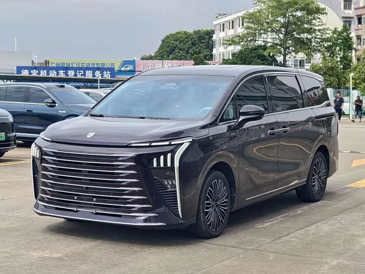 Dongfeng Forthing Xinghai V9 2024 из Китая — купить под ключ
