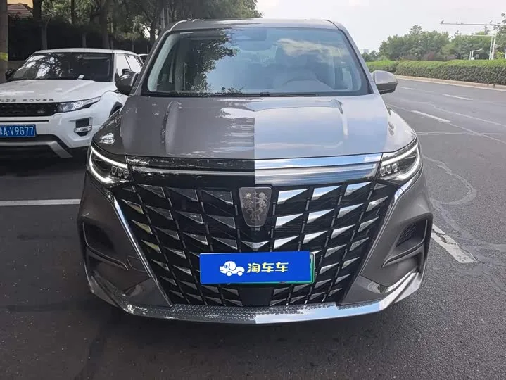 Roewe iMax 8 EV 2025 из Китая — купить под ключ