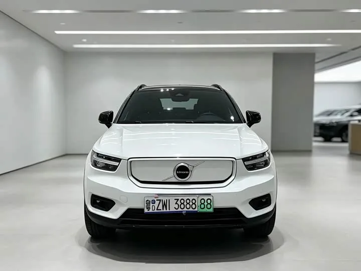 Volvo XC40 EV 2022 из Китая — купить под ключ
