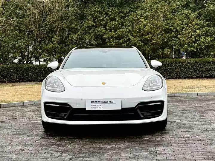 Porsche Panamera Hybrid 2022 из Китая — купить под ключ