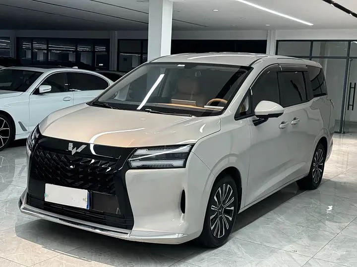 Wuling Starlight 730 2026 из Китая — купить под ключ