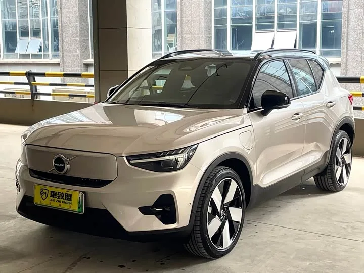 Volvo XC40 EV 2023 из Китая — купить под ключ