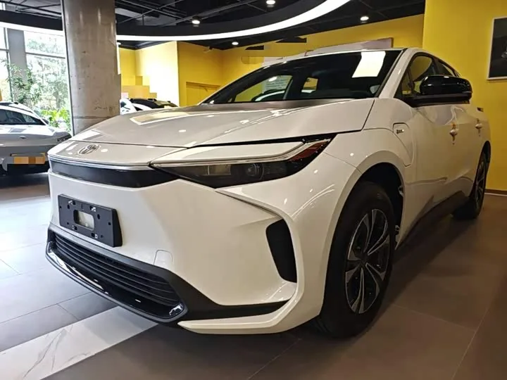 Toyota bZ4X Platinum 2026 из Китая — купить под ключ
