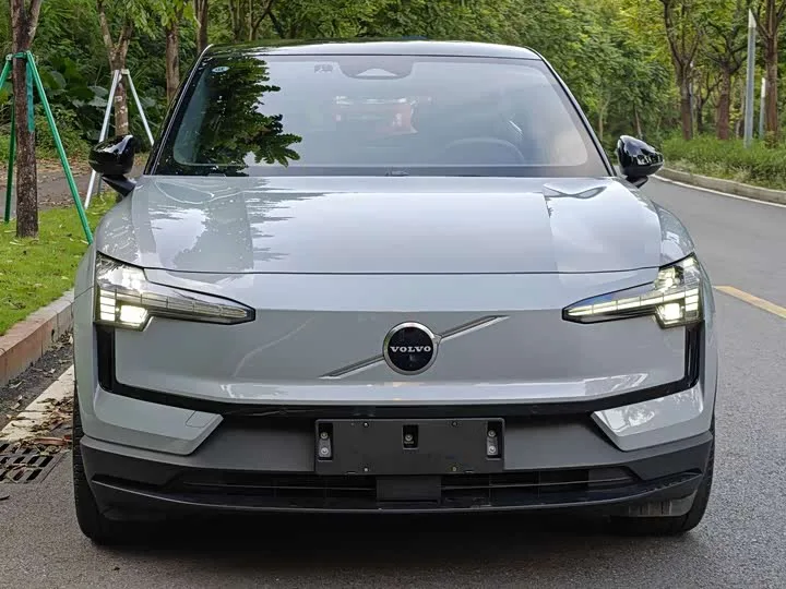 Volvo EX30 2025 из Китая — купить под ключ