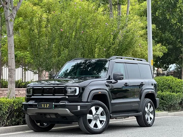 BAIC Beijing BJ40 Hybrid 2025 из Китая — купить под ключ