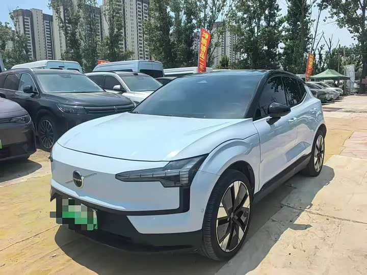 Volvo EX30 2025 из Китая — купить под ключ