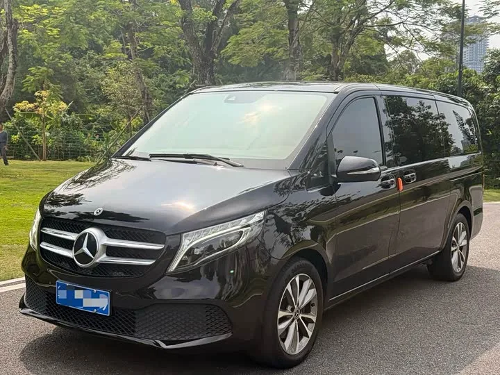 Mercedes-Benz V-Class 2022 из Китая — купить под ключ