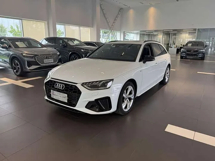 Audi A4 2022 из Китая — купить под ключ