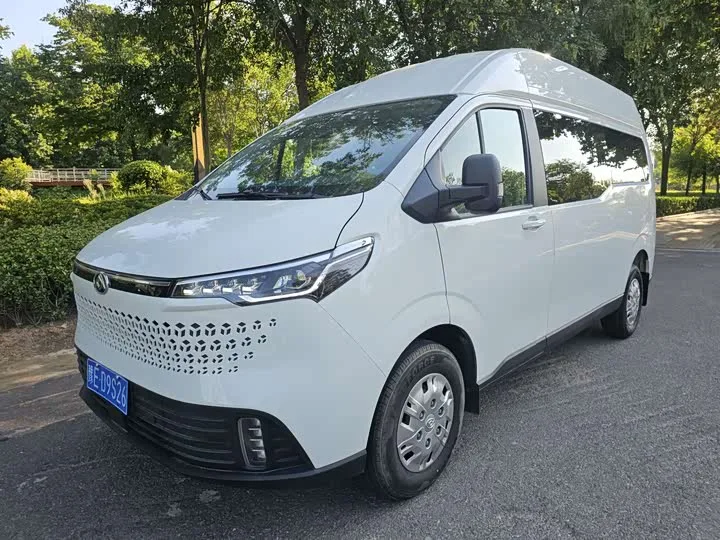 Maxus V70 2023 из Китая — купить под ключ