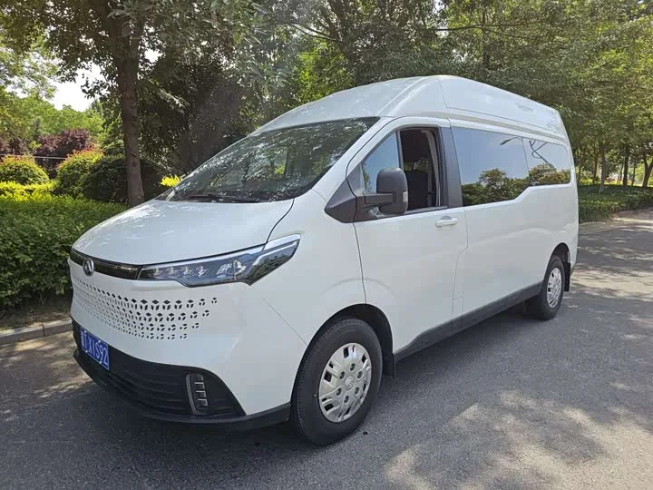 Maxus V70 2024 из Китая — купить под ключ