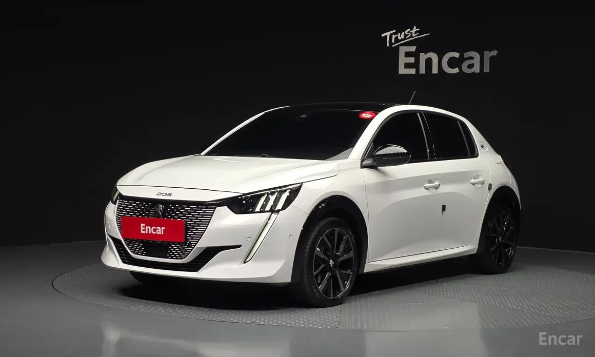 Peugeot 208 2023 из Кореи — купить под ключ