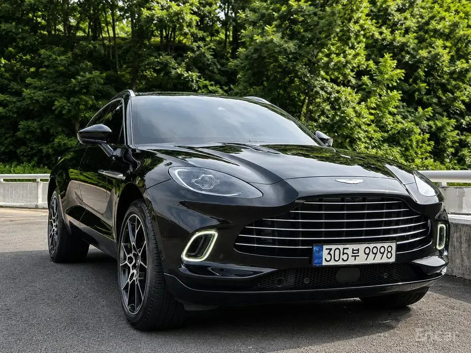 Aston Martin DBX 2023 из Кореи — купить под ключ