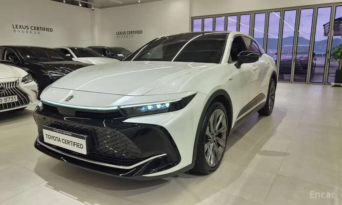 Toyota Crown 2025 из Кореи — купить под ключ