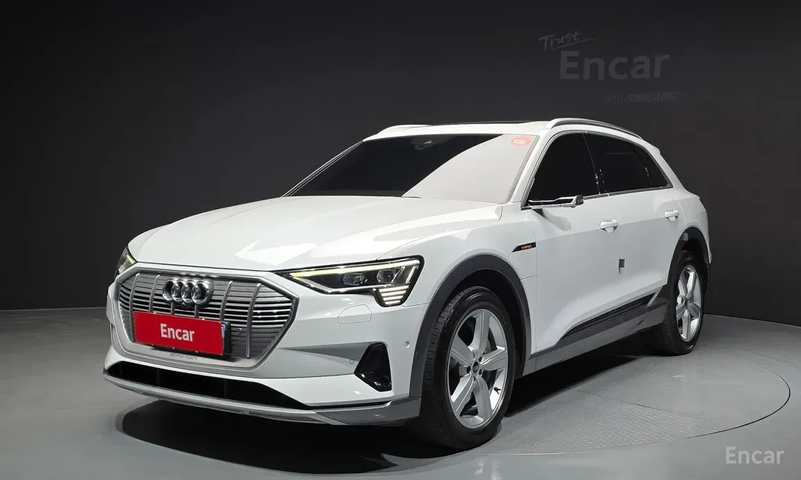 Audi e-tron 2022 из Кореи — купить под ключ