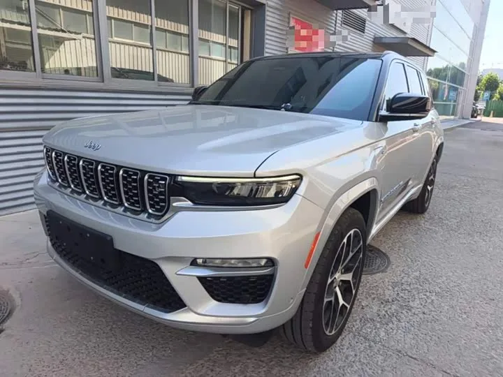 Jeep Grand Cherokee Hybrid 2023 из Китая — купить под ключ