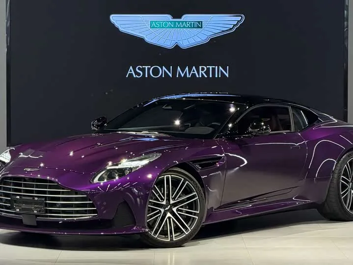 Aston Martin DB12 2024 из Китая — купить под ключ