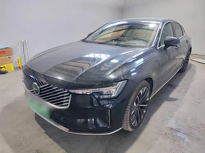 Volvo S90 Hybrid 2026 из Китая — купить под ключ