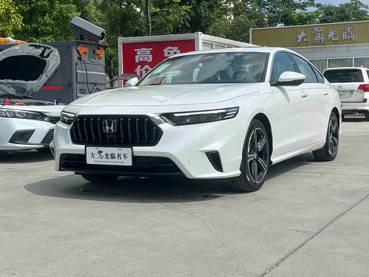 Honda Inspire 2026 из Китая — купить под ключ