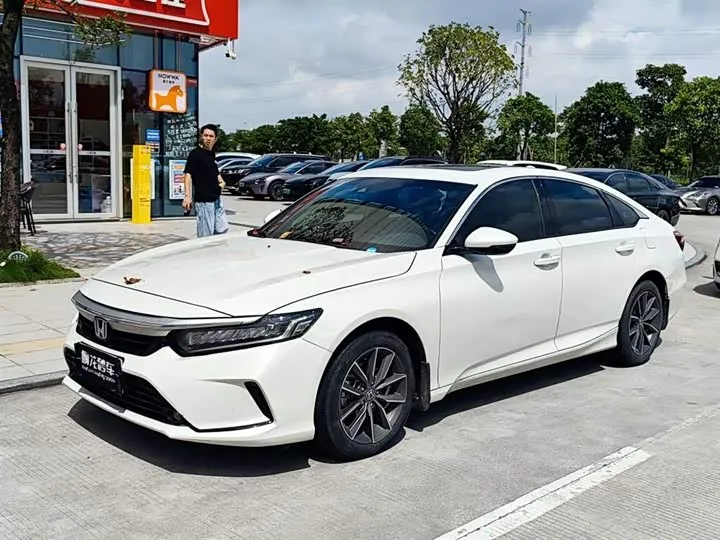 Honda Inspire 2023 из Китая — купить под ключ