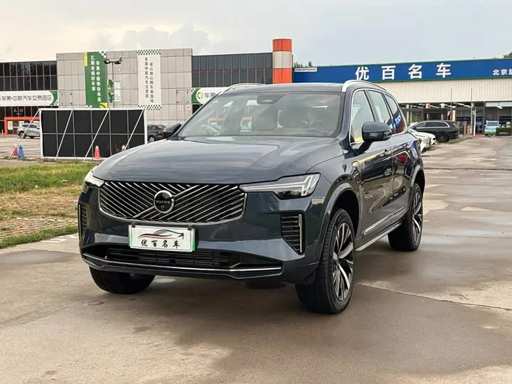 Volvo XC90 Hybrid 2026 из Китая — купить под ключ