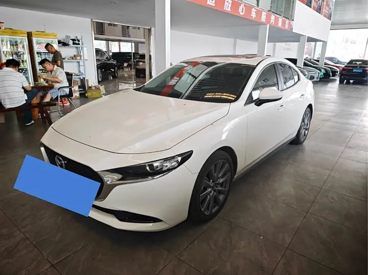 Mazda 3 (Axela) 2022 из Китая — купить под ключ
