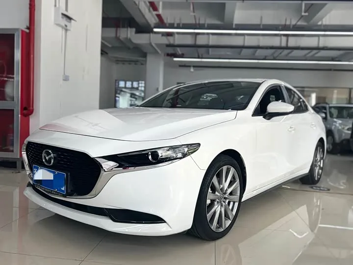 Mazda 3 (Axela) 2022 из Китая — купить под ключ
