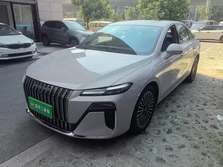 Roewe M7 DMH 2025 из Китая — купить под ключ