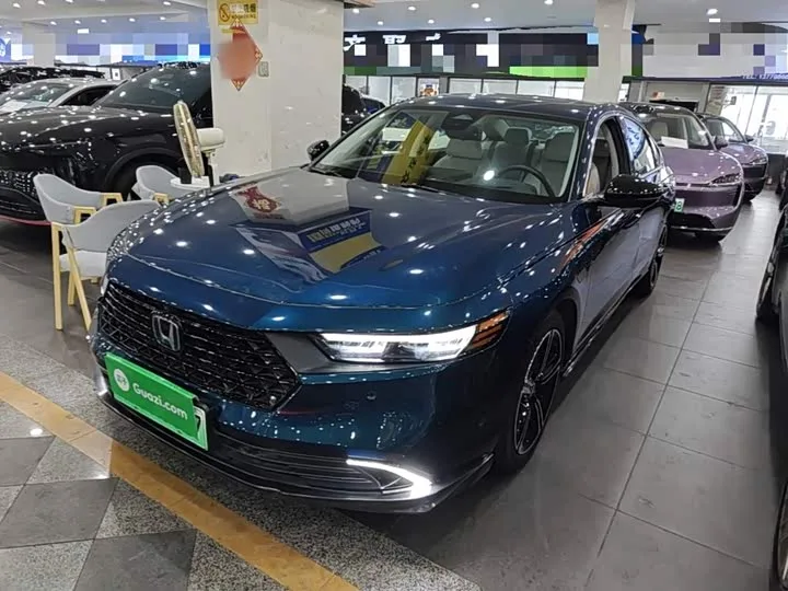Honda Accord Hybrid 2023 из Китая — купить под ключ