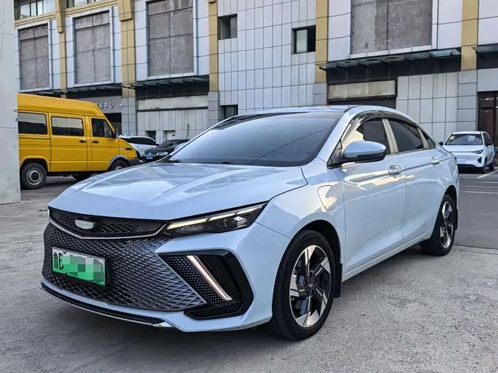 Geely Emgrand L Hi·P Hybrid 2022 из Китая — купить под ключ