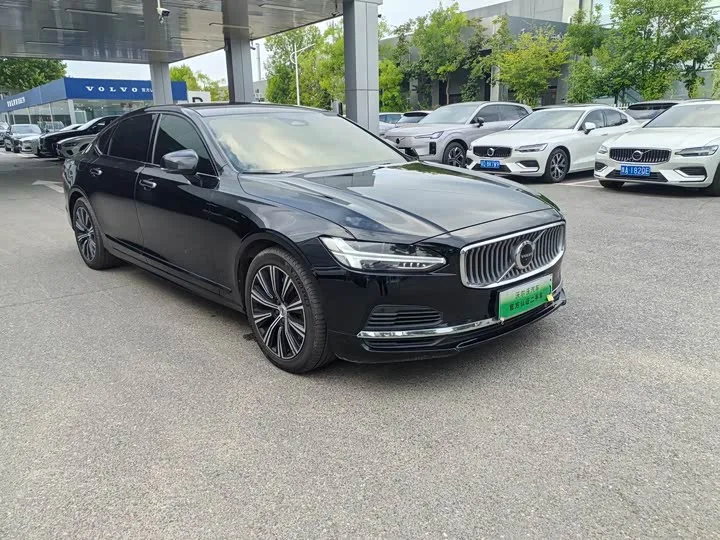 Volvo S90 Hybrid 2022 из Китая — купить под ключ