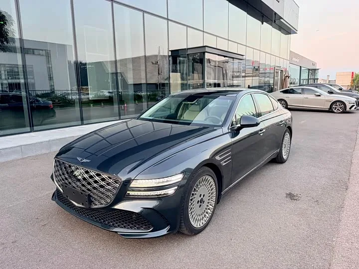 Genesis G80 2025 из Китая — купить под ключ