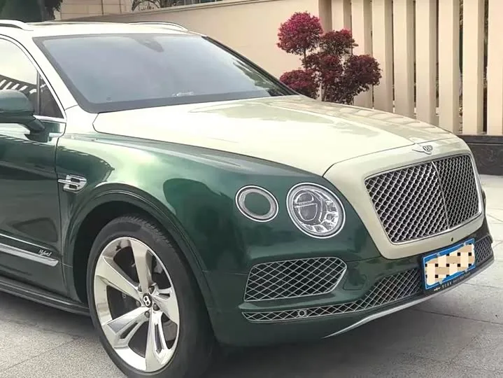 Bentley Bentayga Hybrid 2022 из Китая — купить под ключ