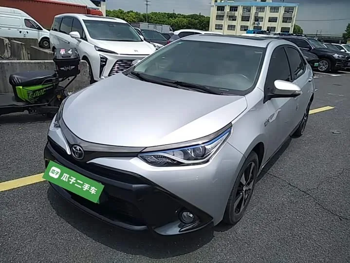 Toyota Levin Hybrid 2022 из Китая — купить под ключ