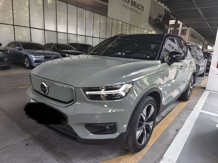 Volvo XC40 EV 2022 из Китая — купить под ключ